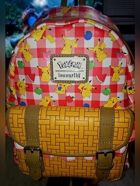 Loungefly Pokemon Pikachu Picnic backpack red/acorn/white